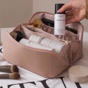 Brand New Peachloft Pink Soft Leather Makeup Tools Large Travel Case!
